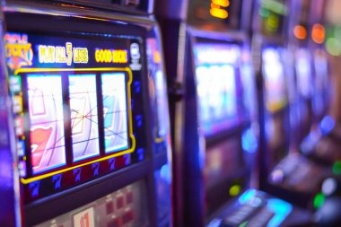 Sic Bo betting layout and dice outcomes on hoki138 login